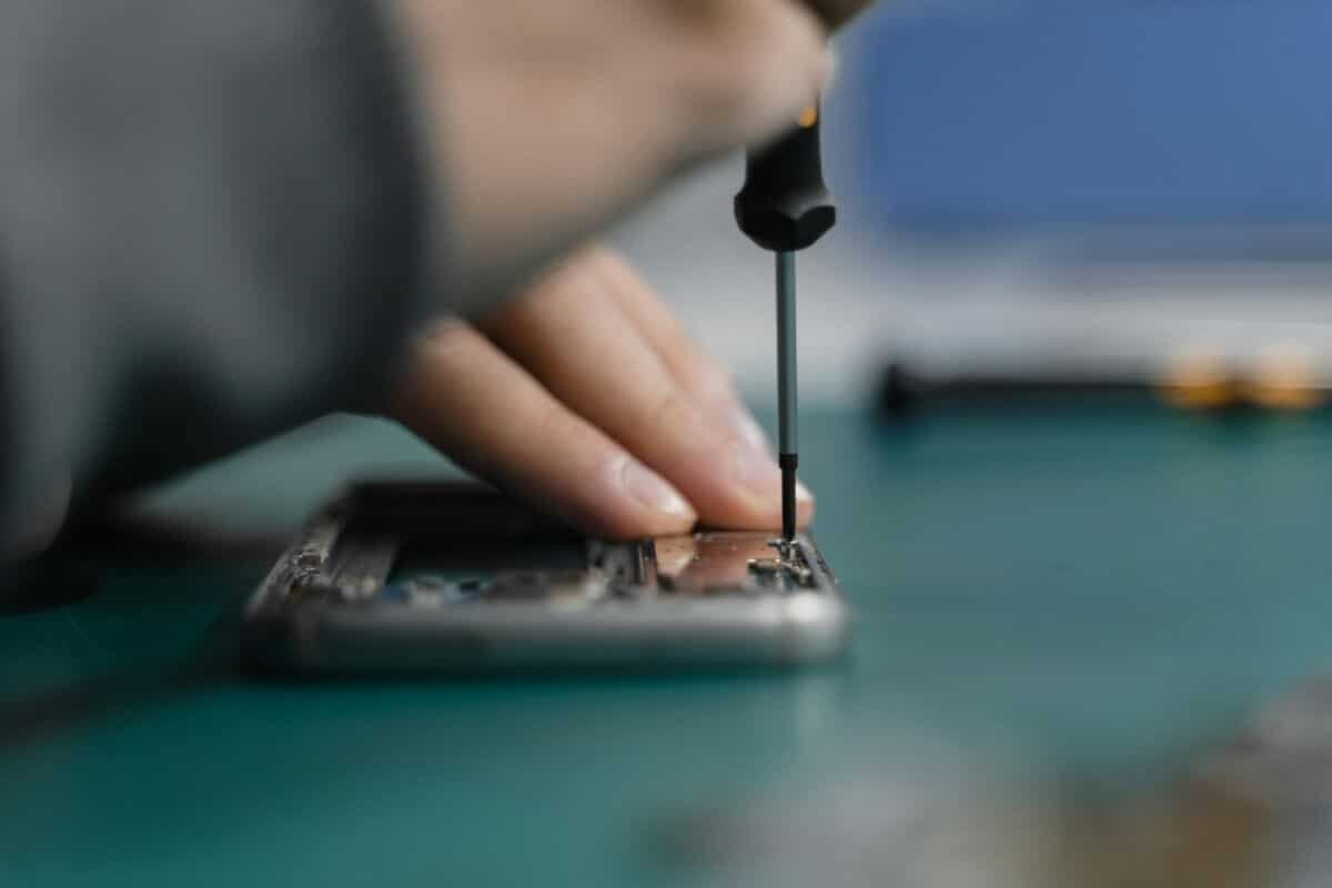 Como Consertar Tela De Celular Quebrada Com Pasta De Dente - Dicas para um Resultado Eficaz