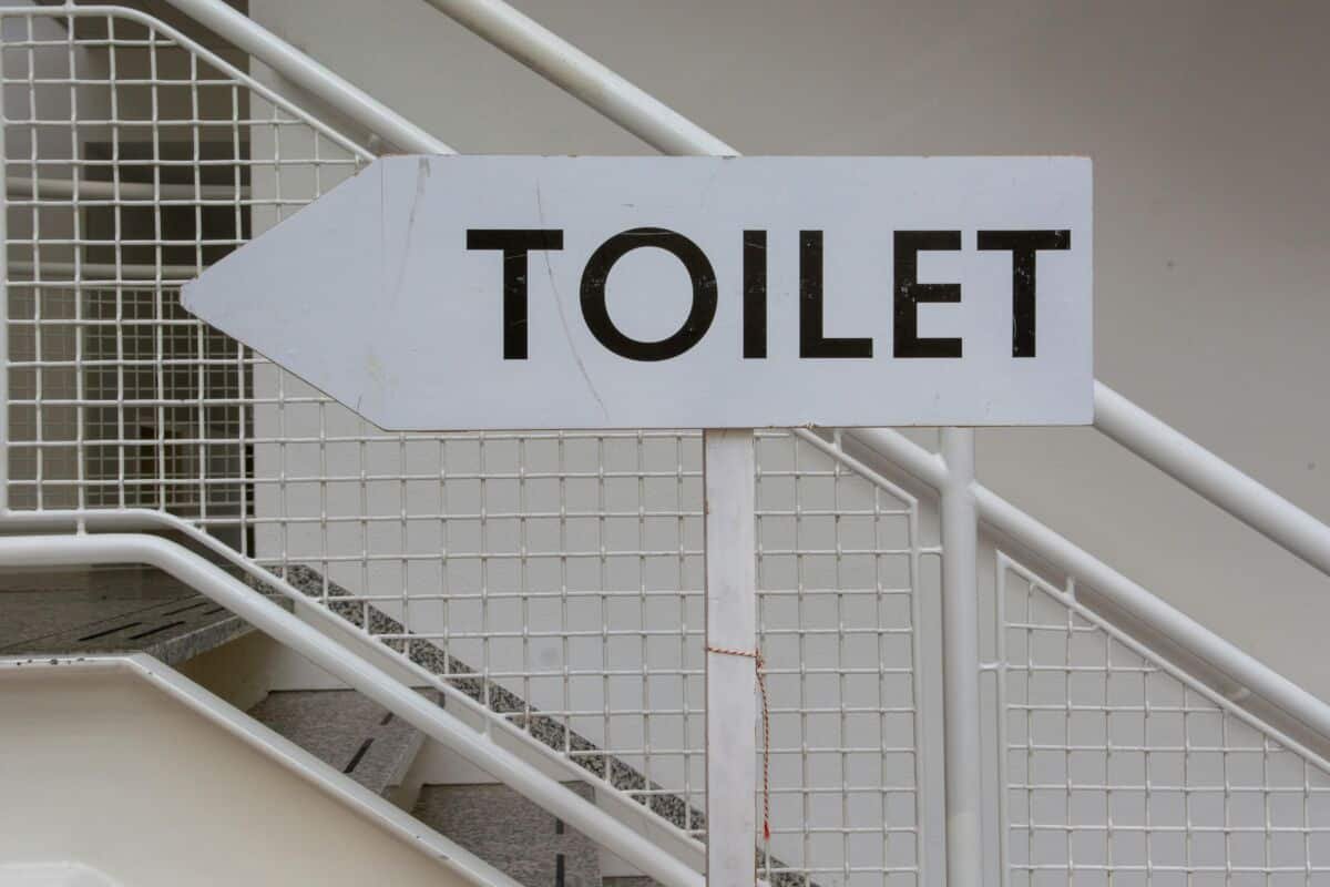 Guia Completo: Como Consertar Vazamento No Vaso Sanitário - Passo a Passo para o Conserto