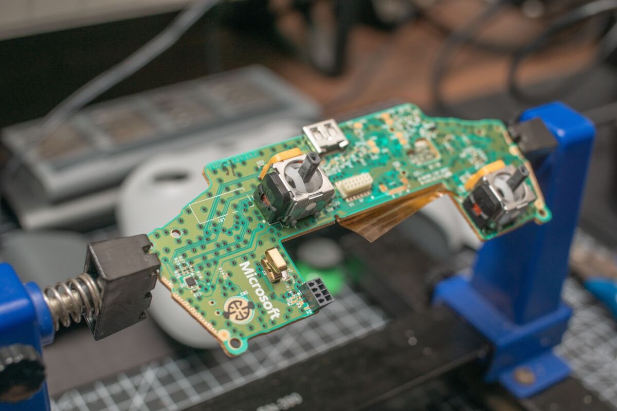 Guia Completo: Como Consertar Xbox 360 Luz Vermelha - Soluções Rápidas para Consertar